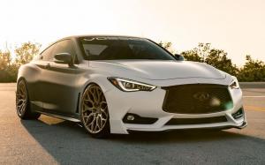Infiniti Q60 on Vossen Wheels (HF-2)